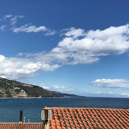 דירה Nella Vecchia Citta Con Vista Mare