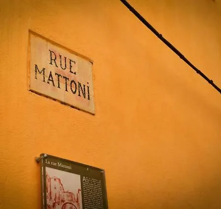 Nella Vecchia Citta Con Vista Mare 아파트 *